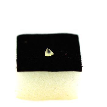 0.12CT. YELLOW SMITHSONITE . IF