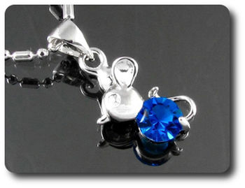 6 mm Blue Sapphire Pendant