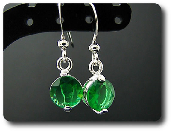 BOUCLES D'OREILLE EMERAUDE