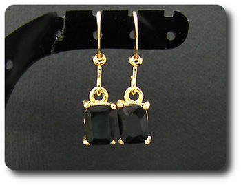 BOUCLES D'OREILLE SAPHIR NOIR