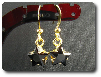 BOUCLES D'OREILLE SAPHIR NOIR