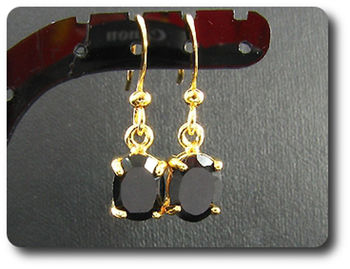 BOUCLES D'OREILLE SAPHIR NOIR