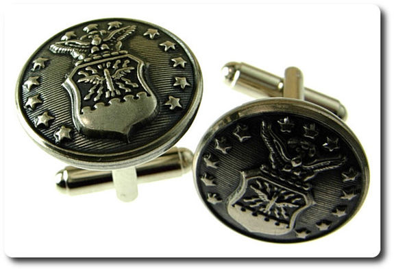 BOUTONS DE MANCHETTES