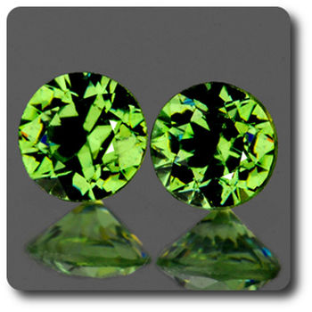 0.30CT. 2 pcs DEMANTOID GARNET. IF