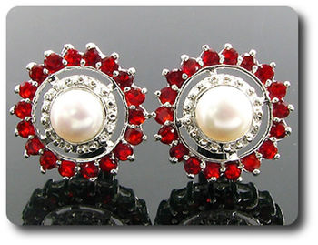 36x3 mm Ruby & White Pearl Cufflink