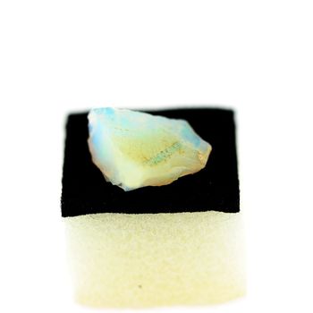 4.10ct NATURAL ROUGH OPAL