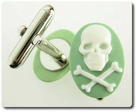 BOUTONS DE MANCHETTES