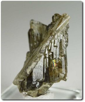 34.15 cts FADEN EPIDOTE CRYSTAL