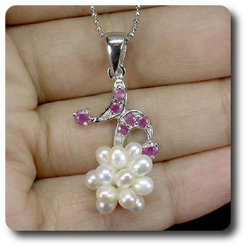RUBY & PEARL PENDANT