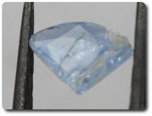 0.11 CTS. CARLETONITE