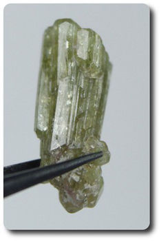4,20 cts VESUVIANITE CRYSTAL