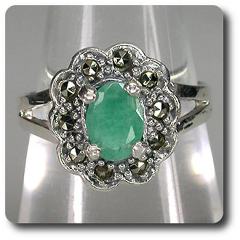 BAGUE EMERAUDE & MARCASSITE