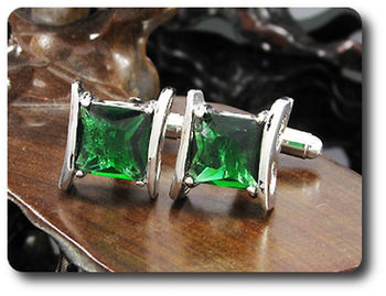 BOUTONS DE MANCHETTES POUR FEMME