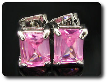 BOUCLES D'OREILLE SAPHIR ROSE