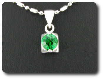 6 mm Green Emerald Pendant