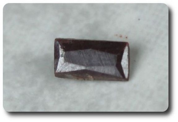 0.26 cts CINNABAR ROUGE