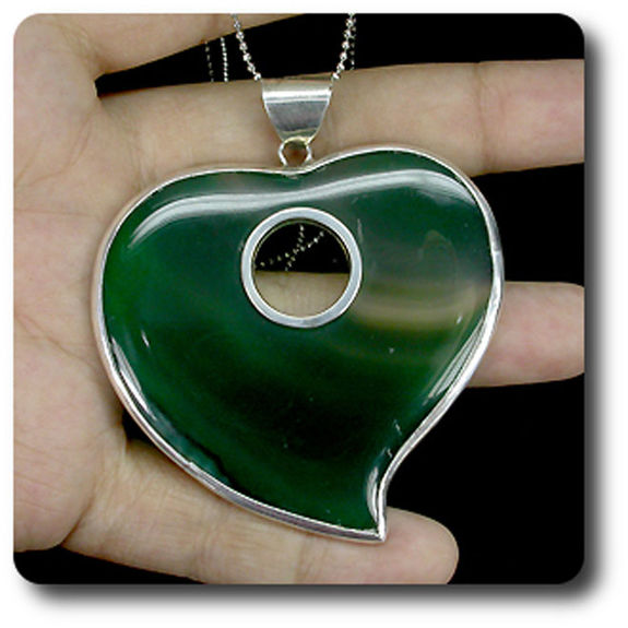 PENDENTIF AGATE VERTE