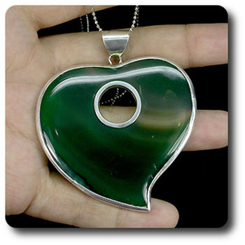 PENDENTIF AGATE VERTE