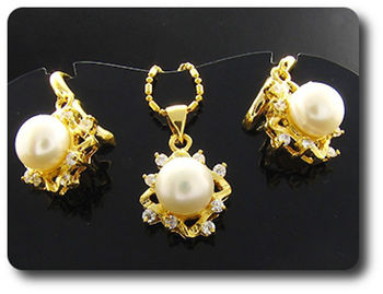3x9mm Pearl Pendant Earrings Set