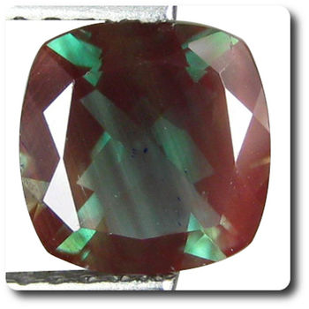 0.85CT. BI COLOR ANDESINE. VVS
