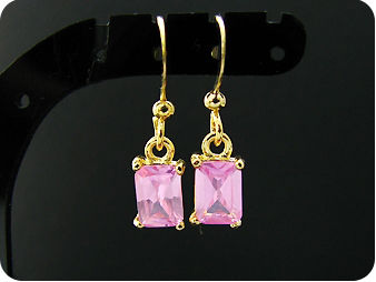 BOUCLES D'OREILLE SAPHIR ROSE
