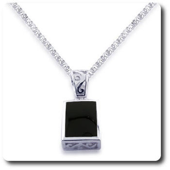 Black Onyx Pendant. 3.60 g