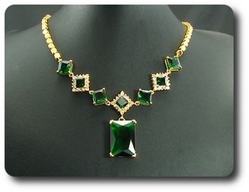 COLLIER EMERAUDE