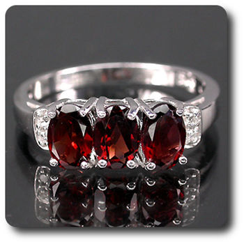 BAGUE GRENAT & DIAMANT