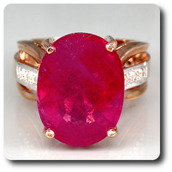 RUBY & DIAMOND RING