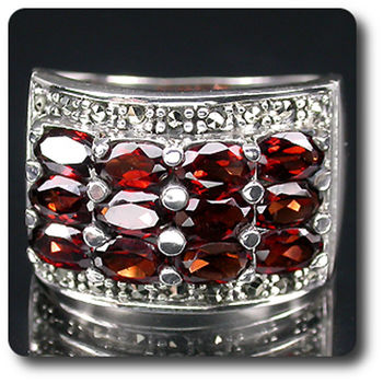 GARNET & MARCASITE RING