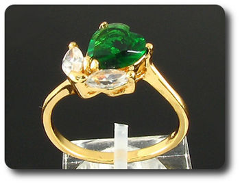 1x8mm Green Emerald Ring