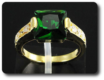 BAGUE EMERAUDE