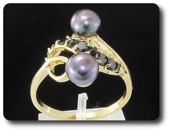 2x6mm Fresh Water Pearl Ring