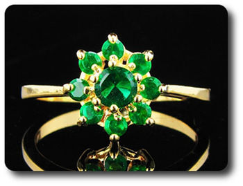 13x5-3mm Green Emerald Ring