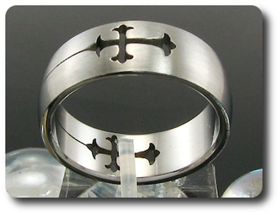 BAGUE HOMME MOTIF CROIX