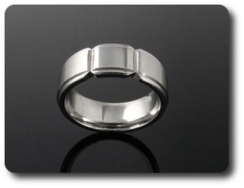 Fashionable Men Ring