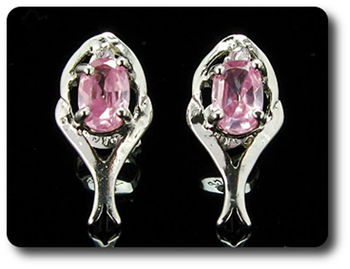 BOUCLES D'OREILLE SAPHIR ROSE