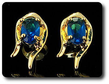 BOUCLES D'OREILLE SAPHIR BLEU