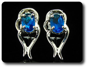 BOUCLES D'OREILLE SAPHIR BLEU