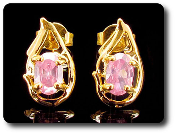 BOUCLES D'OREILLE SAPHIR ROSE