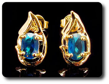 BOUCLES D'OREILLE SAPHIR BLEU