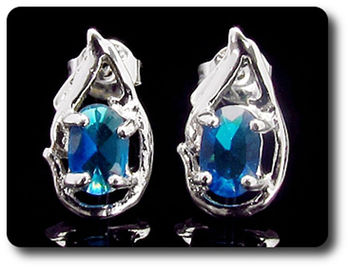 BOUCLES D'OREILLE SAPHIR BLEU