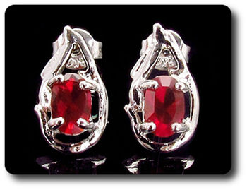 BOUCLES D'OREILLE RUBIS