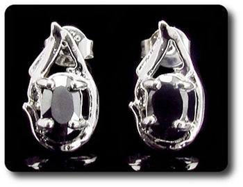 BOUCLES D'OREILLE SAPHIR NOIR