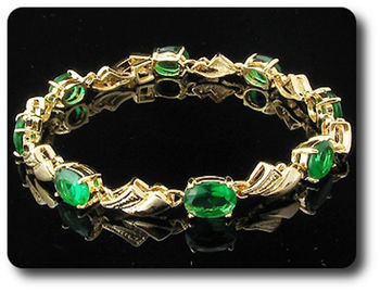 8x8mm Green Emerald Bracelet
