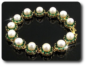 130x2mm Green Emerald & Pearl Bracelet