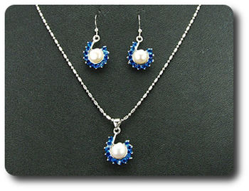 36x3mm Blue Sapphire & Pearl Pendant Earrings Set
