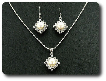 24x3mm White Topaz & Pearl Pendant Earrings Set