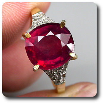 BAGUE RUBIS & DIAMANT