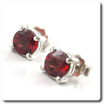 GARNET EARRINGS